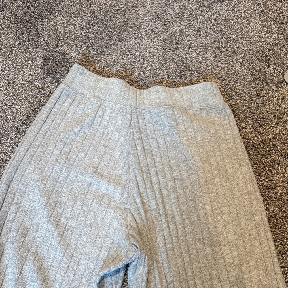 Alo wide leg sweats - Picture 4 of 4